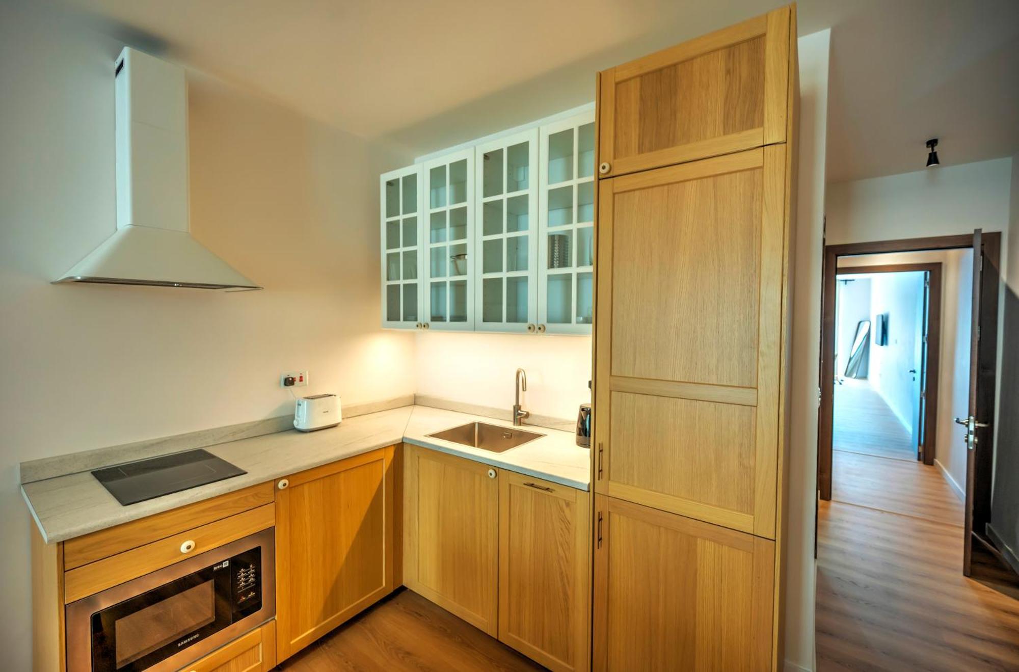 Large And Stylish 1 Bedroom 2 Bathrooms Ager1-1 Apartment *